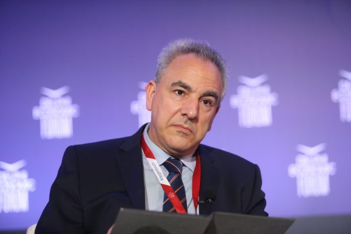 Από την «εξαιρετικά προηγμένη AI»… στο Gmail: Όλο το παρασκήνιο της φάρσας στον Ντόκο