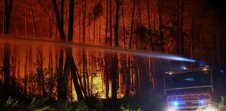 Εφιάλτης με τις φωτιές σε Γαλλία και Ισπανία: Οι φλόγες πλησιάζουν το Μπορντό, πάνω από 325.000 εκτοπισμένοι, δείτε βίντεο