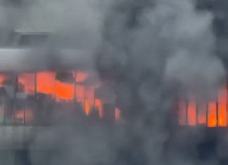 Πύρινη κόλαση: Πολύνεκρο δυστύχημα σε φωτιά σε εργοστάσιο παπουτσιών στην Κίνα – Η δήλωση Σι για βαριές απώλειες (Video)