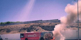 Καβάλα: Λεωφορείο τυλίχθηκε στις φλόγες μπροστά στο νοσοκομείο