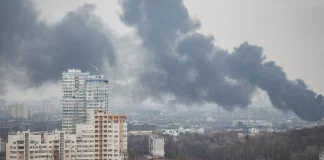 Εκρήξεις στο Κίεβο, συναγερμός για νέα ρωσική πυραυλική επίθεση