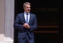 Όλα τα σημάδια δείχνουν: Ο Μητσοτάκης αποφασίζει εκλογές τον Σεπτέμβριο