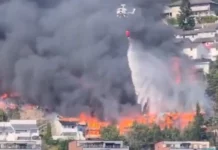 Μεγάλη φωτιά σε οικισμό της Νορβηγίας, έχουν καεί 40-50 σπίτια, αναφορές για εκρήξεις, δείτε βίντεο
