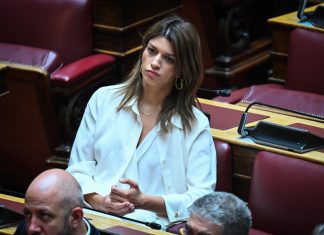 Παραιτήθηκε η Κατερίνα Νοτοπούλου από βουλευτής του ΣΥΡΙΖΑ
