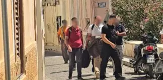 Ελεύθεροι ο δήμαρχος και οι άλλοι τρεις κατηγορούμενοι για τη φωτιά στην Πάρο – Τι υποστήριξαν
