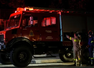 Φωτιά στην Κάλυμνο: Μήνυμα του 112 για ετοιμότητα στα Βλυχάδια
