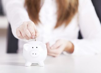 Ούτε… σεντ στην άκρη: Με άδειο κουμπαρά οι Έλληνες