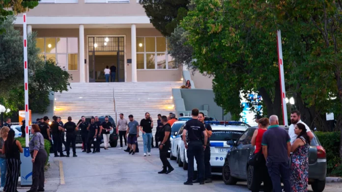 Σισμανόγλειο: Φωτιά σε δωμάτιο της Α΄ Παθολογικής – Προληπτική εκκένωση του