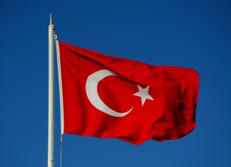 Νέα πρόκληση της Άγκυρας: Κάνει ξανά λόγο για “τουρκική μειονότητα” στη Θράκη – Αντιδρά στην αναστολή λειτουργίας σχολείων