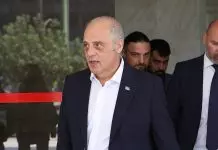 Στην Εισαγγελία Αθηνών και μετά στη Βουλή η μηνυτήρια αναφορά Βελόπουλου για τα όσα είπε ο Άδωνις Γεωργιάδης περί χρηματισμού του Αλέξη Τσίπρα