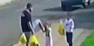 Σοκ στη Βραζιλία: Πατέρας κλωτσάει στο πρόσωπο την τρίχρονη κόρη του