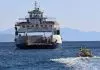 Φωτιά στη Σαλαμίνα: Απομακρύνθηκαν 571 άτομα διά θαλάσσης από Σατερλί και Κολώνες