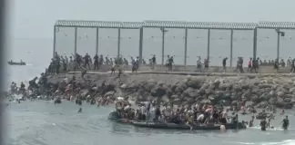 Σε συναγερμό η Θέουτα: Ισπανία και Μαρόκο θωρακίζουν τα σύνορα υπό τον φόβο νέου μεταναστευτικού κύματος