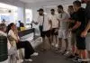 Ρομά επιτέθηκαν με βρισιές κατά της Λατινοπούλου στο πλοίο για την Τήνο – (VIDEO)