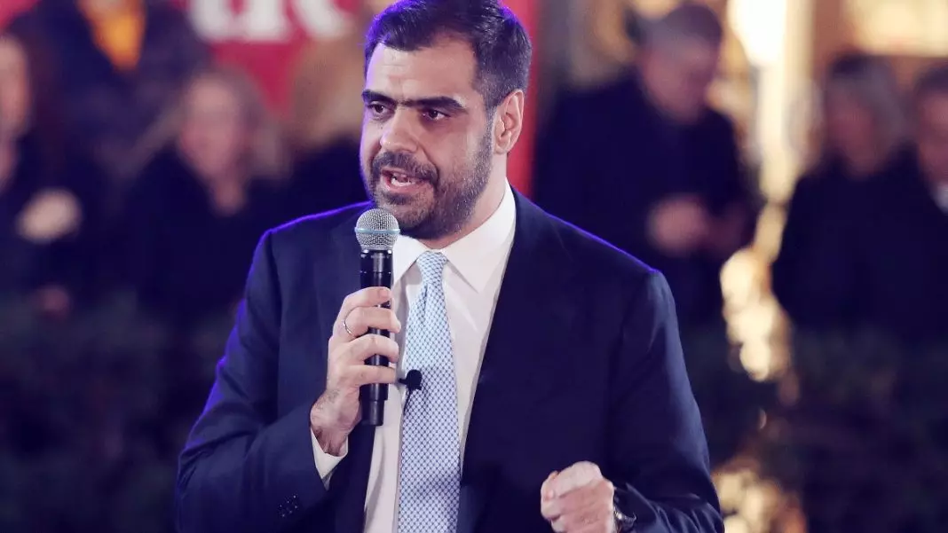 Μαρινάκης: Δεν υπάρχει τίποτα πιο επιζήμιο για έναν πρωθυπουργό από την «αυλή» του