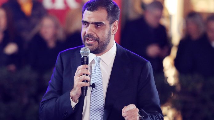 Μαρινάκης: Δεν υπάρχει τίποτα πιο επιζήμιο για έναν πρωθυπουργό από την «αυλή» του