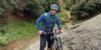 Τον έφαγε η Θώδη! Τσακίστηκε ο Μητσοτάκης με το ποδήλατο, λίγες μέρες μετά την κατάρα της -(VIDEO)