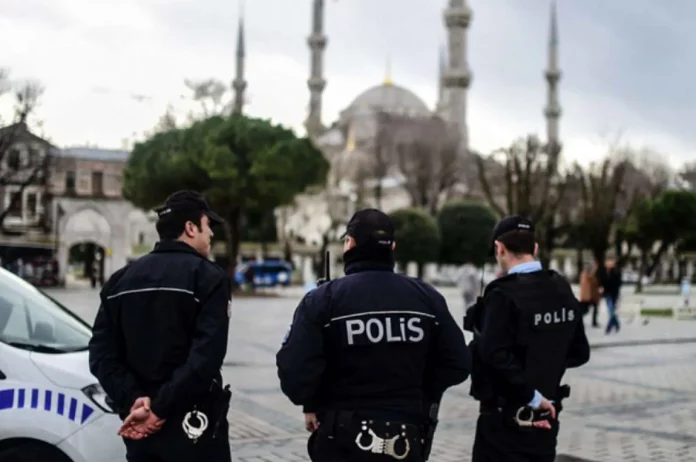 Ερωτικό έγκλημα στην Τουρκία: Σκότωσε τον 56χρονο κουνιάδο του και την 27χρονη γυναίκα του επειδή πίστευε ότι είχαν…