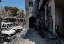 Ρέθυμνο: Απόκοσμες εικόνες από το πέρασμα της φωτιάς – Καμένα σπίτια, οχήματα και επιχειρήσεις