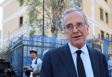 Αντώνης Σαμαράς: Γιατί δεν βιάζεται να ανακοινώσει το νέο κόμμα – Τα παραδείγματα Καρυστιανού – Τσίπρα και ο ρόλος των γκάλοπ
