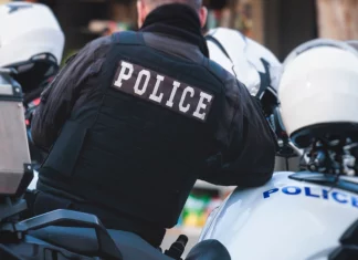 Αρχιφύλακας βιντεοσκοπούσε κρυφά γυναίκες αστυνομικούς στην τουαλέτα Τμήματος, καταδικάστηκε σε 6 μήνες με αναστολή