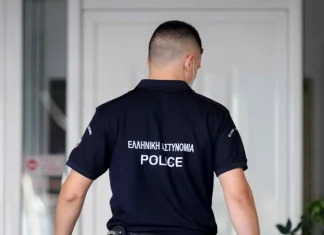 Η απαξίωση της αστυνομίας! Ξανά περιστατικό επίθεσης πολιτών σε Αστυνομικoύς και απελευθέρωση κρατουμένου