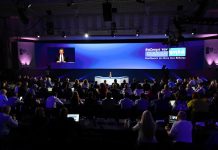 Μέτρα στη ΔΕΘ με πακέτο τετραετίας: Η κυβέρνηση σχεδιάζει παροχές, οι πολίτες μετρούν απώλειες