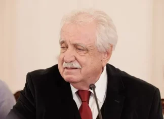 Οι δουλειές που (δεν) γίνονται και οι στυμμένες λεμονόκουπες…