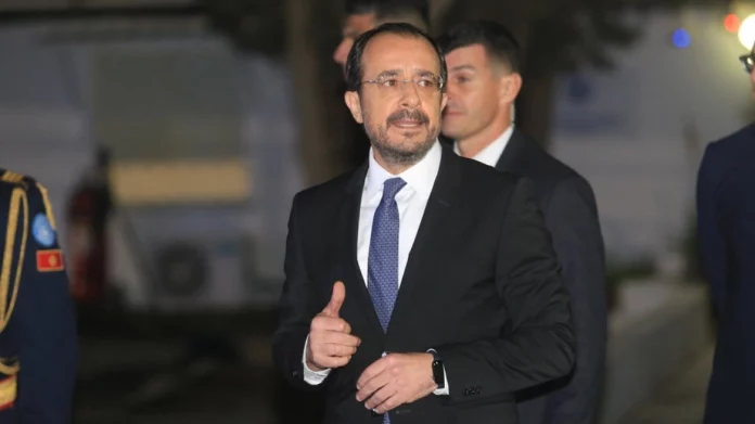 Κύπρος: Drones από τα κατεχόμενα πλησίασαν αντικατοχική εκδήλωση στη Δερύνεια – «Ήθελαν να παρενοχλήσουν», λέει ο Χριστοδουλίδης