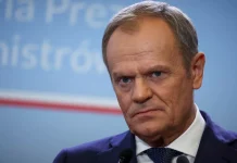 Τουσκ: Συνελήφθη Ρώσος που είχε στρατολογηθεί από τη Μόσχα για να δολοφονήσει έναν Αμερικανο-Ουκρανό στη Βαρσοβία