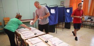 Οι πρώτοι 100 υποψήφιοι της ΝΔ – Τα ονόματα και οι εκπλήξεις σε Αττική και Θεσσαλονίκη Οι πρώτοι 100 υποψήφιοι της ΝΔ – Τα ονόματα και οι εκπλήξεις σε Αττική και Θεσσαλονίκη
