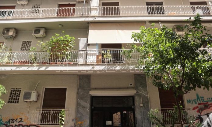 Κυψέλη: Έφοδος των Αρχών και σε δεύτερο σπίτι – Τι εντόπισε ο ιατροδικαστής