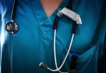 Το ΕΣΥ του Άδωνη: Ειδικευόμενη παιδίατρος διακόμισε δύο καρδιολογικούς ασθενείς – Ο ένας με έμφραγμα
