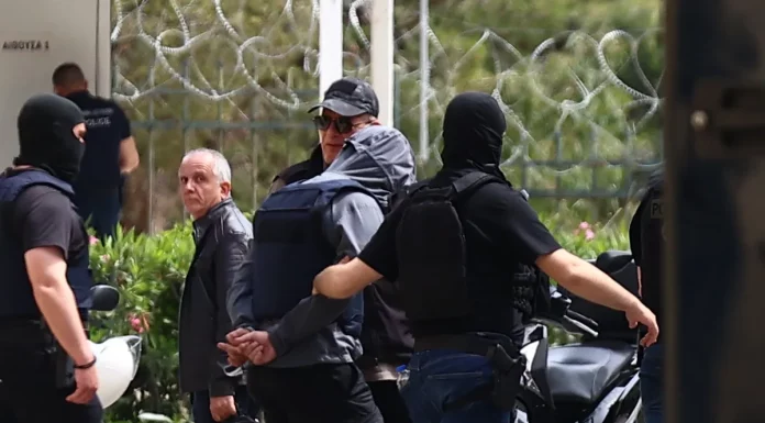 Greek Μafia: Συνελήφθησαν 49χρονος και 37χρονος, που είχαν τα ψευδώνυμα “πίτμπουλ” και “μπουλντόγκ” – Ποιοι οι ρόλοι τους