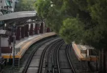ΗΣΑΠ: Πεσμένο δέντρο στον Άγιο Νικόλαο έκοψε στα δύο τα δρομολόγια – Μετ’ εμποδίων ξανά οι μετακινήσεις