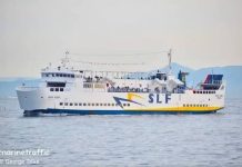 Ταλαιπωρία για επιβάτες στην Σκιάθο – Πλοίο συγκρούστηκε με θαλάσσιο ταξί