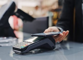 Χαρτζιλίκι, δωρεά και ανταλλαγές μεταξύ φίλων: Διευκρινίσεις ΑΑΔΕ για τις μεταφορές με IRIS – Πότε φορολογούνται