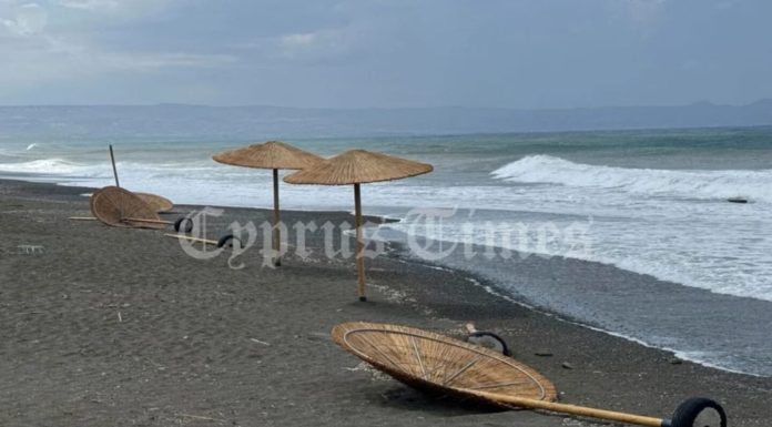 Τραγωδία στην Κύπρο: Ένας νεκρός από την κακοκαιρία, επέβαινε σε σκάφος στο Κάβο Γκρέκο