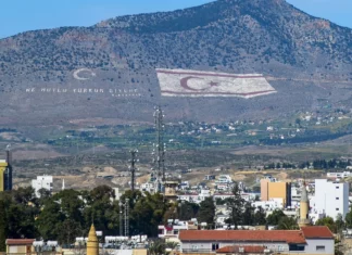 Άγριο φονικό στα κατεχόμενα: Γυναίκα μαχαίρωσε 30 φορές τον σύζυγό της