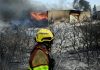 Η Πυροσβεστική «βλέπει» κολόνα ηλεκτροδότησης του ΔΕΔΔΗΕ για τη φωτιά στον Κουβαρά