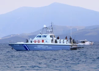 Λευκάδα: Τουριστικό ιστιοφόρο με 7 επιβαίνοντες προσέκρουσε σε ελλιμενισμένα σκάφη στον Κάλαμο