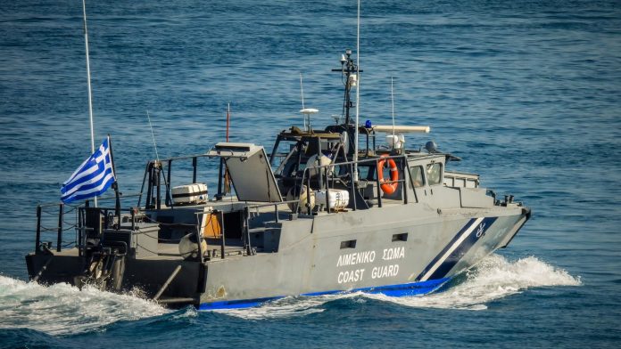 Σύμη: Σώοι βρέθηκαν οι επτά από τους οκτώ επιβαίνοντες του ακυβέρνητου ιστιοπλοϊκού – Συνεχίζονται οι έρευνες