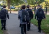 Σοκ στη Βρετανία: Αγόρια έφτιαχναν «λίστες βιασμού» για τις συμμαθήτριές τους