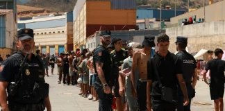 «Πόλεμος» Σάντσεθ – Μελόνι λόγω της Θέουτα: Η Ισπανία επιβάλλει και αυτή ελέγχους στα σύνορα σε πτήσεις και πλοία από Ιταλία
