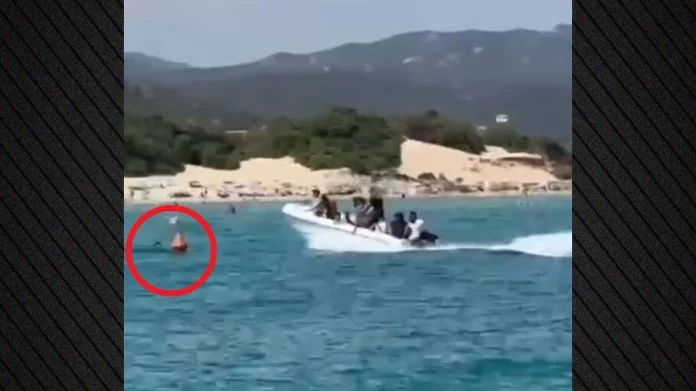 Σοβαρός τραυματισμός 17χρονης στη Σαρδηνία: Την χτύπησε σκάφος με μετανάστες - (VIDEO)