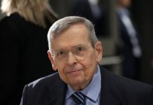 Πέθανε ο Στέφανος Μάνος σε ηλικία 87 ετών