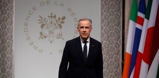 O Καναδάς ανακοινώνει αντίμετρα κατά των δασμών του Τραμπ – «Οι ΗΠΑ θέλουν να καταστρέψουν την βιομηχανία μας, δεν θα τους αφήσουμε» O Καναδάς ανακοινώνει αντίμετρα κατά των δασμών του Τραμπ – «Οι ΗΠΑ θέλουν να καταστρέψουν την βιομηχανία μας, δεν θα…