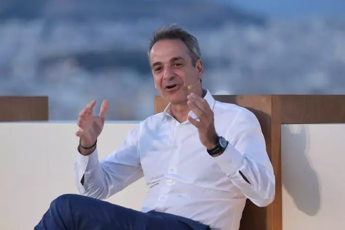 Ο Μητσοτάκης κομπάζει, οι ψηφοφόροι (ανα)στενάζουν… Χρέη… θηριοδαμαστή!