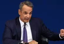 Επίθεση Μητσοτάκη σε Ανδρουλάκη: «Συντάσσεται με αυτούς που πριν από μια 10ετία πήγαν να καταστρέψουν τη χώρα»