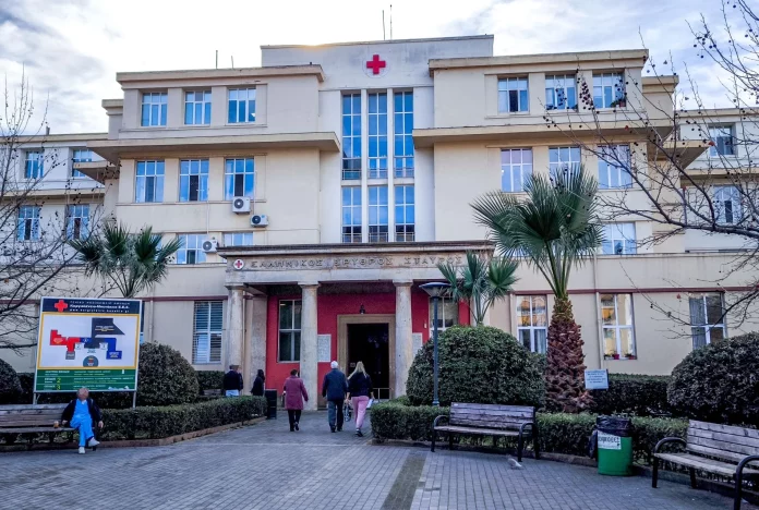 Ασθενής στα ΤΕΠ του Ερυθρού Σταυρού ξυλοκόπησε ειδικευόμενη νοσηλεύτρια